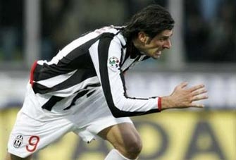 Buffon hy vọng vào "vũ khí bí mật" Iaquinta - 1 Buffon hy vọng vào "vũ khí bí mật" Iaquinta - 1