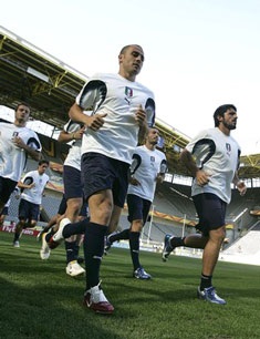 “Hành lộ nan” cho tuyển Ý tại Euro 2008… - 1 “Hành lộ nan” cho tuyển Ý tại Euro 2008… - 1