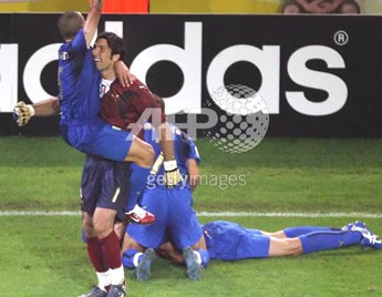 “Hành lộ nan” cho tuyển Ý tại Euro 2008… - 2 “Hành lộ nan” cho tuyển Ý tại Euro 2008… - 2