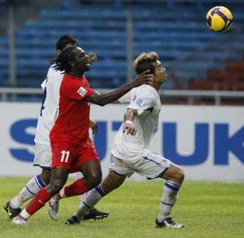 Singapore và Indonesia dễ dàng giành vé vào bán kết - 2 Singapore và Indonesia dễ dàng giành vé vào bán kết - 2
