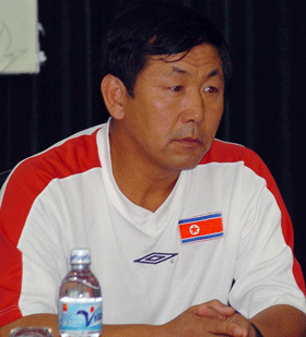 “ĐT Việt Nam tôn trọng nhưng không sợ đối thủ nào” - 2 “ĐT Việt Nam tôn trọng nhưng không sợ đối thủ nào” - 2