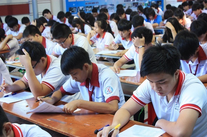 Học sinh Trường THPT Nhân Việt trong một giờ kiểm tra (Ảnh minh họa)