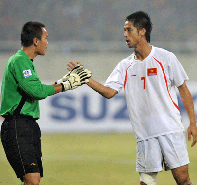 “Người nhện” Dương Hồng Sơn sở hữu Quả bóng vàng thứ 14 - 3