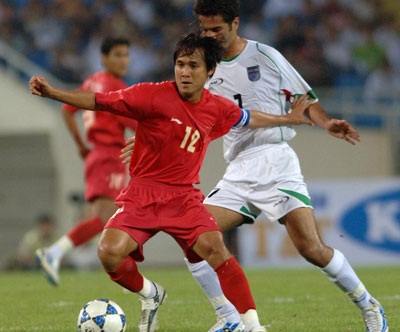 “Phải vượt qua nỗi nhớ nhà để giành điểm trước Trung Quốc” - 1