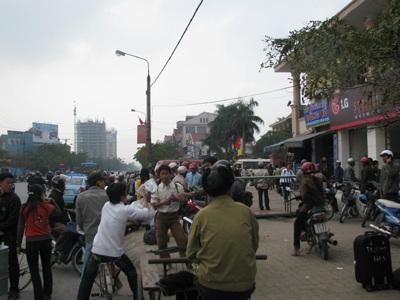 Nhộn nhạo những bến xe sau tết - 8