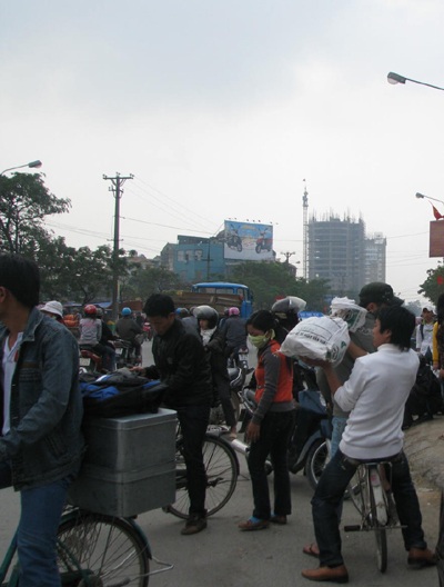 Nhộn nhạo những bến xe sau tết - 9