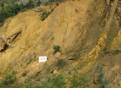 Viện Vật lý địa cầu tìm nguyên nhân gây nứt núi Thành - 8