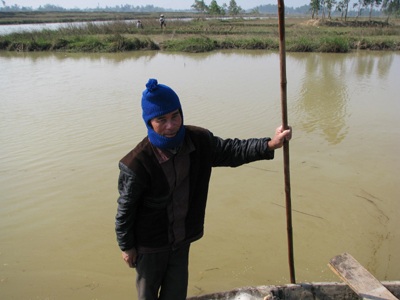 Cá chết, người ghẻ bên bờ sông Biên Hòa - 3