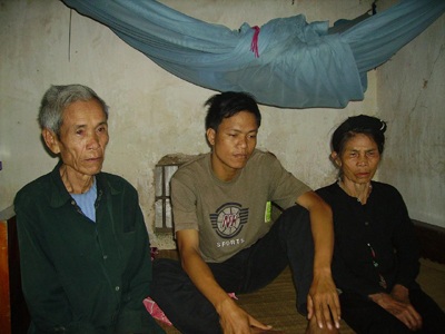 “Tôi sẵn sàng hiến cả 2 quả thận, chỉ mong con được sống…” - 1