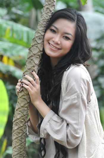 Chùm ảnh đầy ngẫu hứng của Hoa hậu Thuỳ Dung - 6