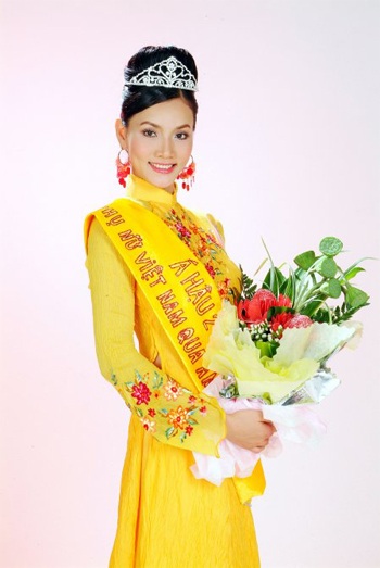 Tứ mỹ nhân Việt Nam du Pháp - 3 Tứ mỹ nhân Việt Nam du Pháp - 3