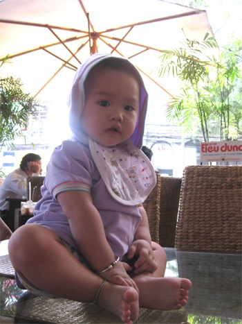 Diễn viên Hoàng Xuân: “Tôi quá yêu con” - 2