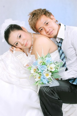Ca sĩ Đức Cường “vội vã” làm đám cưới - 6 Ca sĩ Đức Cường “vội vã” làm đám cưới - 6