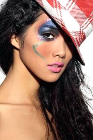 Người mẫu Kim Cương: “Lọ lem” trở thành “vơ - đét”! - 2