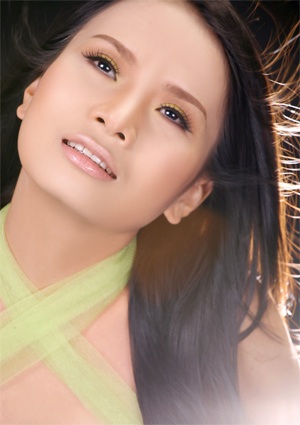 Thành Lê: “Cười - mếu” với bayshow - 2