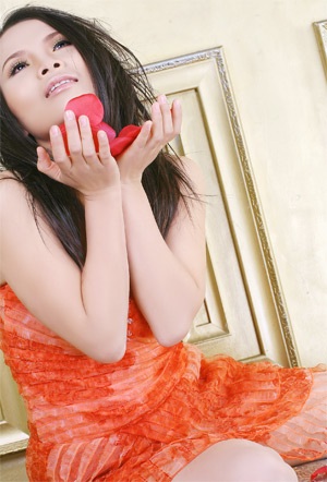 Thành Lê: “Cười - mếu” với bayshow - 4