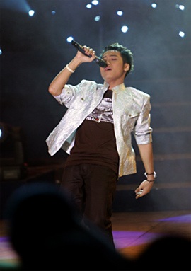 “Nổ” cùng đêm Rock! - 1 “Nổ” cùng đêm Rock! - 1