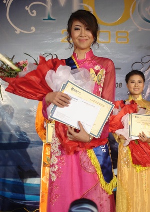 Chùm ảnh: Sôi động với Miss IS 2008 - 11