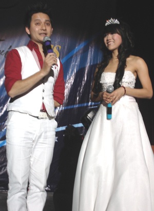 Chùm ảnh: Sôi động với Miss IS 2008 - 2