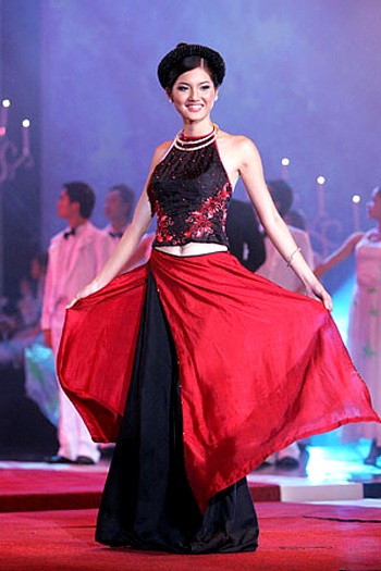 Á hậu Ngọc Lan: “Được lòng người này, lại mất lòng người kia…” - 1