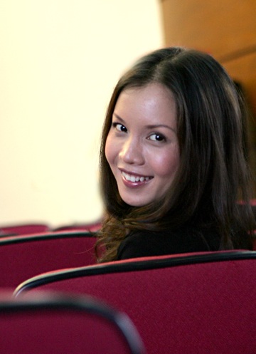 Ngọc Oanh: Sự ganh tị đã thêu dệt nên nhiều chuyện... - 3 Ngọc Oanh: Sự ganh tị đã thêu dệt nên nhiều chuyện... - 3