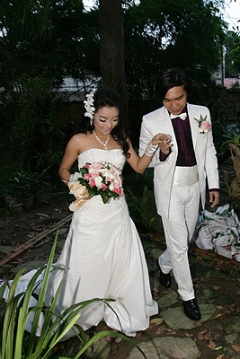 Đám cưới lãng mạn của ca sĩ Phương Anh - 4 Đám cưới lãng mạn của ca sĩ Phương Anh - 4