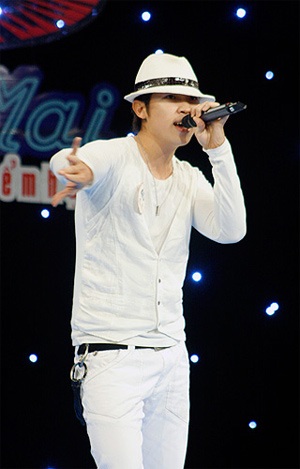 Dương Cầm, Thuỷ Top phải dừng cuộc chơi - 1 Dương Cầm, Thuỷ Top phải dừng cuộc chơi - 1