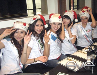 Hoa hậu Ngọc Diễm đón Noel tại Malaysia - 2 Hoa hậu Ngọc Diễm đón Noel tại Malaysia - 2