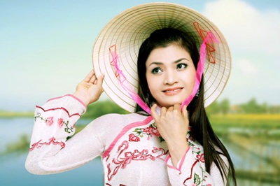 Ca sĩ Phương Thảo: “Tôi không ảo tưởng trong chuyện tình cảm” - 2 Ca sĩ Phương Thảo: “Tôi không ảo tưởng trong chuyện tình cảm” - 2