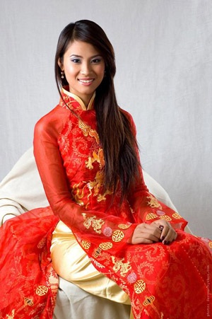 “Người đẹp bốc lửa” hâm mộ ca sĩ Lam Trường - 2