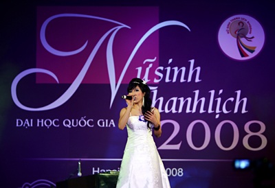 “Uyên” của Nhật ký Vàng Anh đoạt giải Hoa khôi phong cách - 3 “Uyên” của Nhật ký Vàng Anh đoạt giải Hoa khôi phong cách - 3