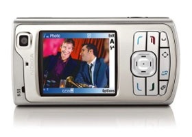 ĐTDĐ “ngao du” khắp thế giới - 3 ĐTDĐ “ngao du” khắp thế giới - 3