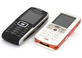 Điện thoại thân đứng Samsung SGH-X700  - 1
