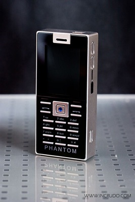 Incrudo Phantom - điện thoại bền bỉ nhất thế giới  - 1