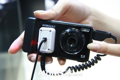 Điện thoại cảm ứng Samsung W600 upload siêu nhanh - 3