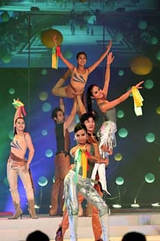 Chùm ảnh: Đêm trao giải Nhân tài Đất Việt 2006 - 4 Chùm ảnh: Đêm trao giải Nhân tài Đất Việt 2006 - 4