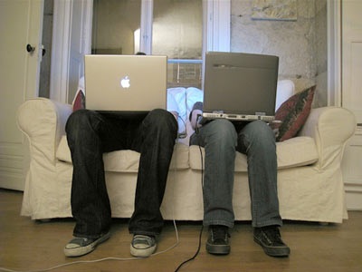 Chân dung những “con nghiện” máy tính - 1