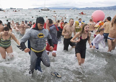 Chùm ảnh: Cuộc thi bơi lội trong nước lạnh buốt - 4 Chùm ảnh: Cuộc thi bơi lội trong nước lạnh buốt - 4