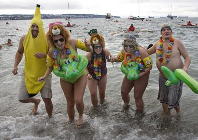 Chùm ảnh: Cuộc thi bơi lội trong nước lạnh buốt - 5 Chùm ảnh: Cuộc thi bơi lội trong nước lạnh buốt - 5