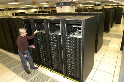 IBM sắp ra mắt siêu máy tính nhanh nhất mọi thời đại - 1 IBM sắp ra mắt siêu máy tính nhanh nhất mọi thời đại - 1