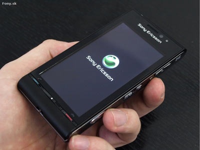 Gặp Sony Ericsson Idou trước khi “ra lò” - 1