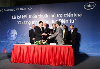 Intel bán 1 triệu máy tính giá rẻ cho giáo viên - 1 Intel bán 1 triệu máy tính giá rẻ cho giáo viên - 1