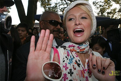 Paris Hilton “đại náo” Thượng Hải - 1