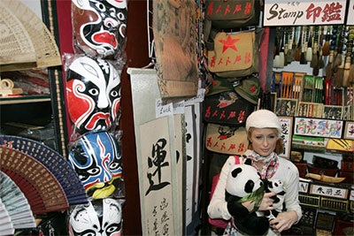 Paris Hilton “đại náo” Thượng Hải - 3