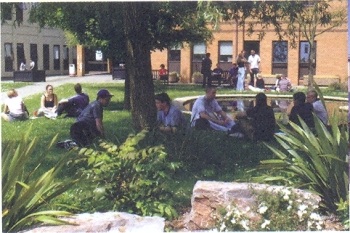 Tuyển sinh chương trình liên kết đào tạo Thạc sĩ Luật bằng cấp quốc tế - 1