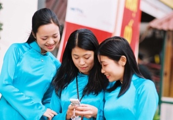 Viettel bất ngờ xin giảm cước di động ngoại mạng - 1 Viettel bất ngờ xin giảm cước di động ngoại mạng