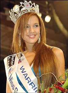 Ngắm hoa hậu nước Anh của Sheringham - 1