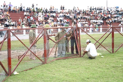 Náo nức vui hội cùng… thịt trâu chọi - 7