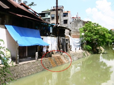 Cơ sở sản xuất bia xả nước thải xuống hồ Trúc Bạch - 3 Cơ sở sản xuất bia xả nước thải xuống hồ Trúc Bạch - 3