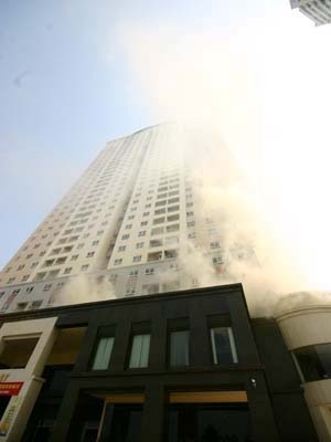 Diễn tập chữa cháy tại tòa nhà cao nhất Hà Nội - 1